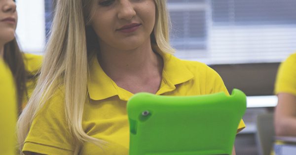 Za-i-protiv-nošenja-školske-uniforme